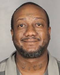 Obscured license plate brings