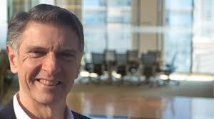 Doug Savidge's Instagram, Twitter & Facebook