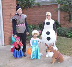 Family Costume Frozen Elsa Olaf Anna Kristoff And Sven Dog Costume Frozen Halloween Costumes Family Halloween Costumes Family Halloween