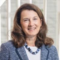 Eleanor Lyons's Instagram, Twitter & Facebook