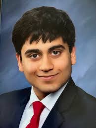 Vikrant Sharma's Instagram, Twitter & Facebook