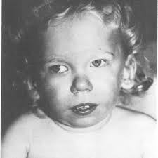 Detection of single integration sites for YAC PA-2 in transgenic lines...