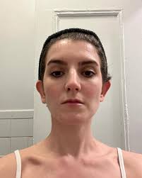 I NEVER wear eyeliner anymore but I did this weekend to be *sexy* for a  delayed Valentine's Day date. Taupe eyeshadow stick from @nudestix +  @maybelline brown liner and Lash Discovery mascara.