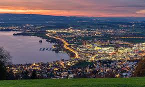 Zug is the largest town and capital of the swiss canton of zug in switzerland. Kryptowahrungen Das Neue Bankgeheimnis Der Schweiz