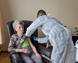 Nun könnten menschen über 60 jahren und beschäftigte im lebensmitteleinzelhandel impfungen. Allgemeine Informationen Info Portal Covid 19 Corona Virus Stadtverwaltung Naumburg Saale