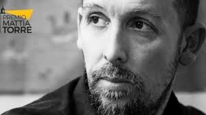 Peter Gonzales Falcon biografia