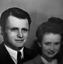 could this photo be made clear and coloured in for me, thank you