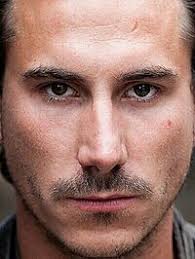 Billy Postlethwaite: noticias, fotos y vídeos de William John Postlethwaite 