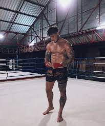 Stephen henry bear is an english television personality who won celebrity big brother. Stephen Bear Bio Wiki Net Worth Dating Girlfriend Age Height