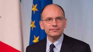 V minulosti byl také ministrem a europoslancem Pensare Dalla Ripa Ad Albino Enrico Letta Carlo Sini E Cottarelli Bergamo News