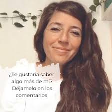 Hoy vengo a hablarte un poquito más de mí que quizás llevas poco por aquí y  aún no me conoces bien. 😉 Me presento, mi nombre es Marta León, ¿y tú? 🤜🤛