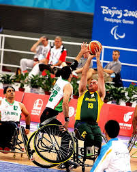 Portugal participou pela primeira vez nos jogos paralímpicos em 1972 (dois anos antes da revolução de 25 de abril de 1974), onde foi representado unicamente pela seleção masculina de basquetebol em cadeira de rodas, que foi eliminada na fase preliminar da competição. Jogos Paraolimpicos Wikiwand