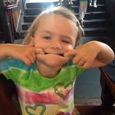 Lauren Conlon (@laurensmain.1)