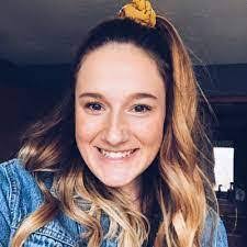 Mayra Hoover's Instagram, Twitter & Facebook