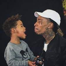 Rapper wiz khalifa was only a kid when he started writing and recording songs. Wiz Khalifa Fashion News Photos And Videos Vogue