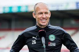 Jul 16, 2015 · arjen robben, 37, hollanda fc groningen, 2020'den beri sağ kanat piyasa değeri: 90plus Nach Langer Leidenszeit Arjen Robben Bricht In Tranen Aus 90plus
