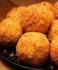 Tahu Bulat Bumbu Rica Rica Merupakan Kreasi Tahu Yang Dikhususkan Untuk Anda Pecinta Pedas Bumbu Rica Rica Tentunya Sudah Men Resep Tahu Makanan Resep Masakan