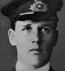 Sexto Oficial James Paul Moody : r/titanic