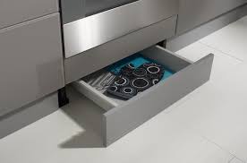 Tiroir Sous Four Delinia H 5 4 X L 60 X P50 Cm En 2020 Placard Cuisine Meuble Cuisine Plinthe Cuisine
