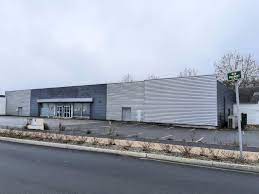 De sainte thérèse à espérance, la route de vannes à nantes, c'est historiquement la route du meuble et de la voiture. Commerces Un Magasin Action A Pontivy Pour Janvier 2021 Pontivy Journal