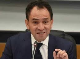 Dan puesto directivo a Arturo Herrera en Banco Mundial