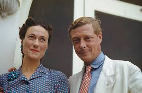 Ca si pe plan intern, unde a starpit fara. De Ce A Abdicat Regele Edward Al Viii Lea El È™i A Urmat Inima