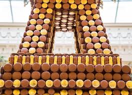 Laduree X Eiffel Tower For Intercontinental Paris Le Grand Laduree Ladureechristmas Eiffeltower Macaron Laduree Laduree Macarons Macarons