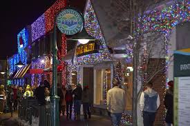 The Big Bright Light Show Downtown Rochester Mi Light Show Christmas Travel Bright Lights