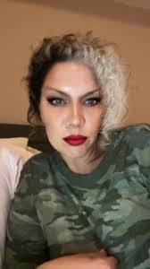 Megan Kinser's Instagram, Twitter & Facebook