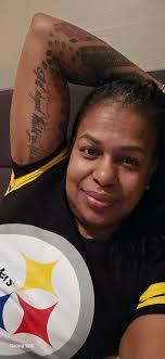 Sharron Cobb's Instagram, Twitter & Facebook