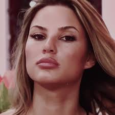 Iris from Love Island Is Chopped