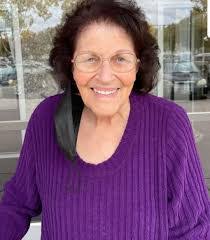 Mabel Mays's Instagram, Twitter & Facebook