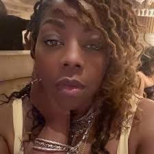 Sharika Moore's Instagram, Twitter & Facebook