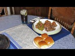 Mae Mae S Cooking Up More Than Food For Your Belly Ricochet