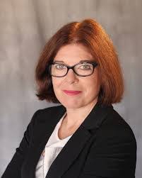 Julie Heisel's Instagram, Twitter & Facebook