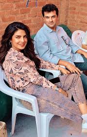 Indomania 2 0 Prosmotr Temy Priyanka Chopra Vsyu zhizn nischemu indiyskomu parnyu balramu vnushali, chto vysochayshaya chest dlya nego byt slugoy. indomania 2 0 prosmotr temy