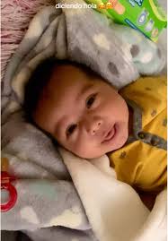 Bebote Dicendo Hello