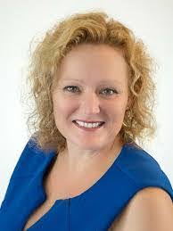 Susan Wikoff's Instagram, Twitter & Facebook