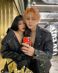 Hyuna and dawn have officially made their debut as a duo! No Bra Hyuna Lover Dawn And Shoulders And Chest Exposed Wow Korea