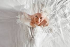 (here are selected photos on this topic, but full relevance is not guaranteed.) if you find that some photos violates copyright or have unacceptable properties, please inform us about it. In Bed With Marilyn Monroe Another