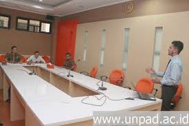 Info lebih detail tentang program kelas karyawan universitas trisakti dapat diakses di sini. Sebanyak 1 562 Peserta Ikuti Seleksi Pascasarjana Unpad Universitas Padjadjaran