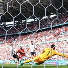 A magyar válogatott kezdőjében egy változás van a portugálok elleni meccshez képest, lovrencsics helyett nego került be. S3yyyxafpdh Em