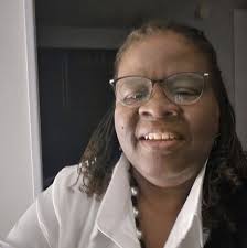 Recipe below! Mind yall business at my attempt to clean that drumstick! Lol  i dipping these wings in avocado ranch just did something to me!!!!! Mannn!  2 pounds of chicken wings (split)