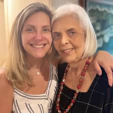 Ana Carter (Ana A Verocai) (@ana_acarter) • Instagram photos and videos