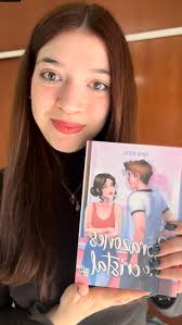 Llega @readingwithnini ! Nini va a participar de charlas, va a recomendar  lecturas y a firmar su libro Corazones de cristal 💖, ¡No te pierdas este  super evento! #bookfluencersmdq , Domingo 1 de ...