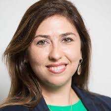 Laura Graham's Instagram, Twitter & Facebook