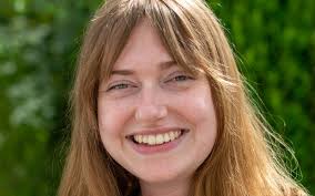 Emma Hankins's Instagram, Twitter & Facebook