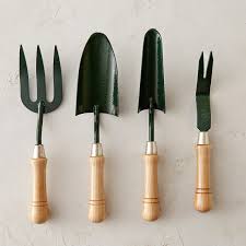 Maybe you would like to learn more about one of these? Clarington Forge Hand Tool Gift Set Terrain