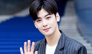 Eunwoo is the vocalist, visual, and face of the boy group astro. Domestic Fans Worried About Cha Eunwoo Going Bald Kpopmap Kpop Kdrama And Trend Stories Coverage