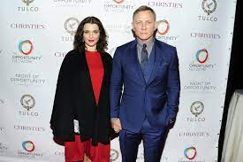 Как менялся дэниэл крэйг с 11 до 48 лет (с 1979 года). How Many Kids Do Daniel Craig And Rachel Weisz Have Popsugar Family